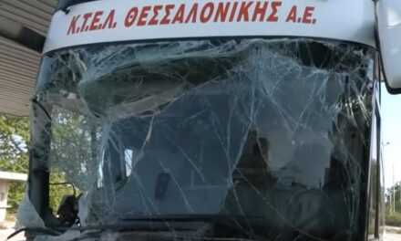Ένας νεκρός και έξι τραυματίες σε τροχαίο στην ΕΟ Θεσσαλονίκης – Αθήνας