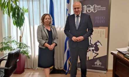 Συνάντηση του Περιφερειάρχη ΑΜΘ με την αναπληρώτρια του Πρέσβη της Μεγάλης Βρετανίας στην Αθήνα