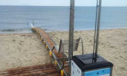 Εγκατάσταση συστήματος SEATRUCK για ΑΜΕΑ στην παραλία Ερασμίου Δήμου Τοπείρου