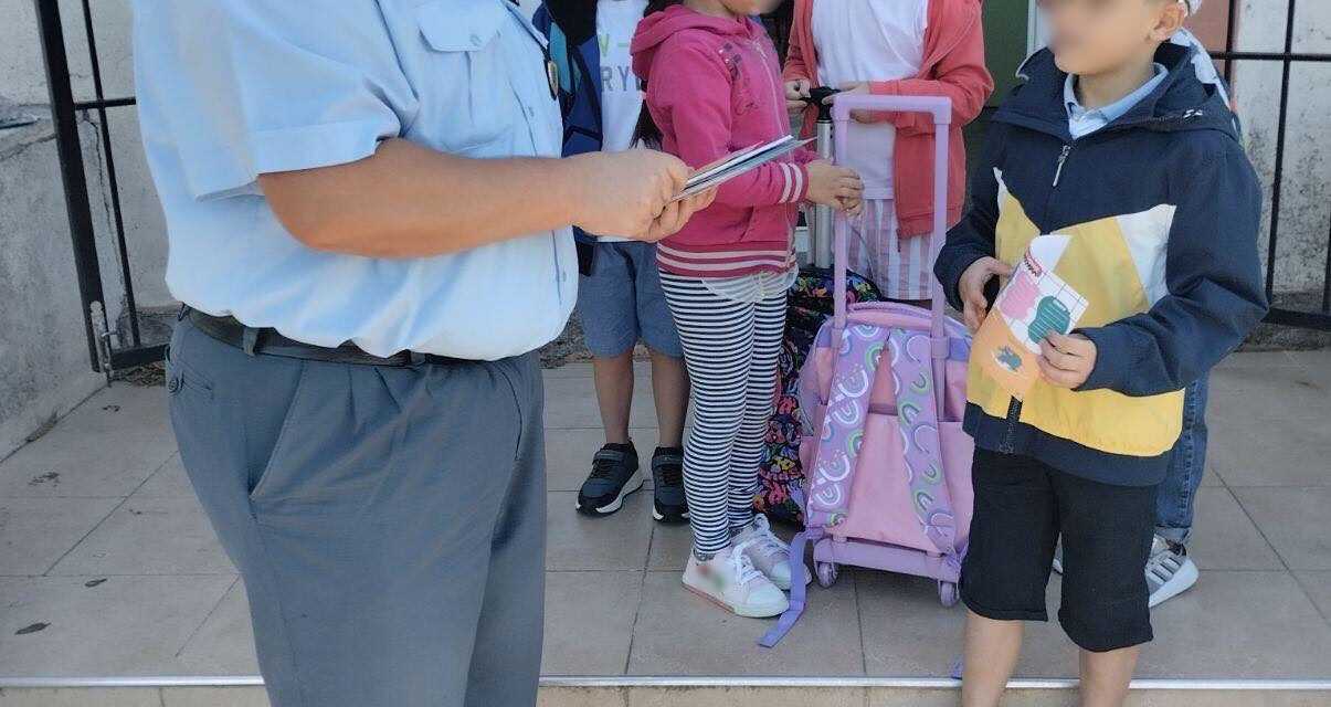 ΕΝΗΜΕΡΩΤΙΚΕΣ ΔΡΑΣΕΙΣ ΜΕ ΑΦΟΡΜΗ ΤΗΝ ΕΝΑΡΞΗ ΤΗΣ ΝΕΑΣ ΣΧΟΛΙΚΗΣ ΧΡΟΝΙΑΣ – ΔΙΑΝΟΜΗ ΕΝΗΜΕΡΩΤΙΚΟΥ ΥΛΙΚΟΥ ΚΥΚΛΟΦΟΡΙΑΚΟΥ ΠΕΡΙΕΧΟΜΕΝΟΥ