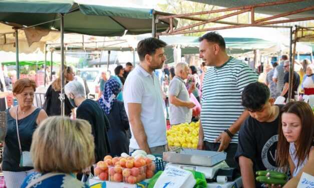 Είχαμε τη χαρά να συναντηθούμε με δημότες και επαγγελματίες που δραστηριοποιούνται στη λαϊκή αγορά (παζάρι).