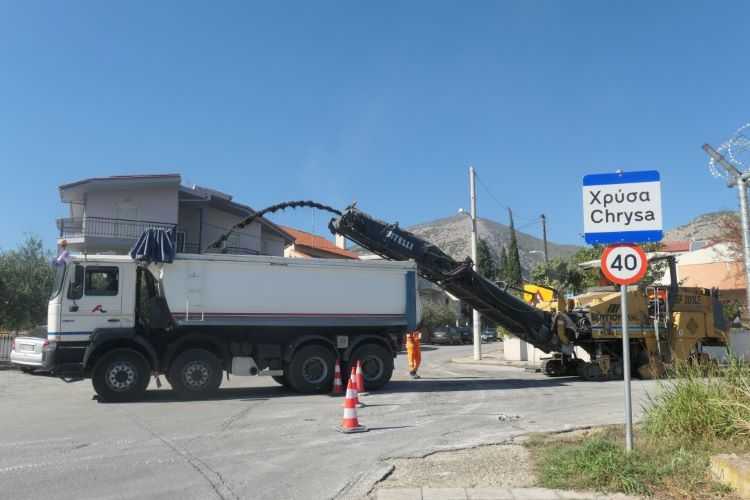 Συνεχίζονται οι εργασίες ασφαλτόστρωσης στη Χρύσα