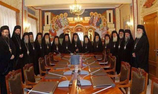 Επιστολή της Ιεράς Συνόδου στους βουλευτές για το ν/σ για ομόφυλα: «Καταργεί μητρότητα και πατρότητα» – ΝΟΜΟΘΕΤΕΙ ΓΙΑ ΤΟΥΣ ΕΛΛΗΝΕΣ Ο Κ. ΜΗΤΣΟΤΑΚΗΣ;
