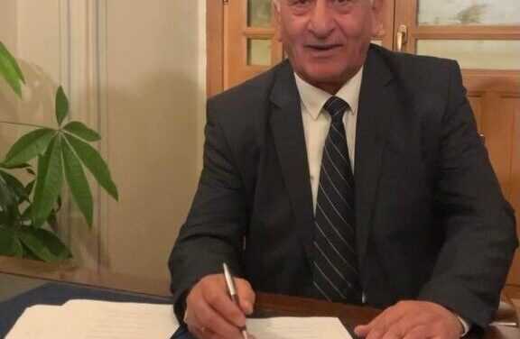 Ο Θωμάς κρατάει τον λόγο του. -ΑΥΤΗ ΤΗ ΦΟΡΑ;