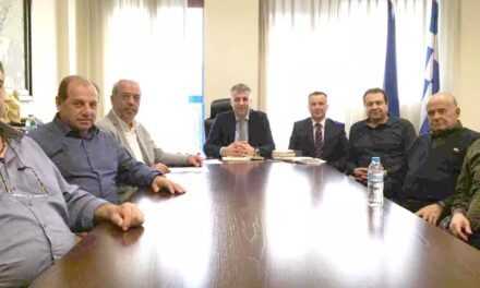 Συνάντηση Τοψίδη με τους  πρόεδρους  ΚΤΕΛ ΑΜΘ. Παρών και ο Θέμης Γεωργιάδης