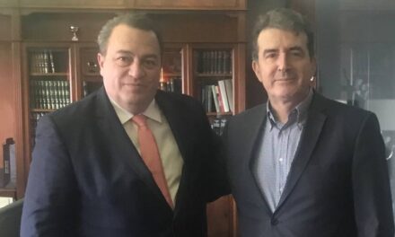 Ε. ΣΤΥΛΙΑΝΙΔΗΣ: ΕΓΚΡΙΘΗΚΑΝ 100 ΣΥΝΟΡΙΟΦΥΛΑΚΕΣ ΓΙΑ ΤΗ ΡΟΔΟΠΗ ΜΕ ΕΝΔΟΠΟΙΟΤΗΤΑ