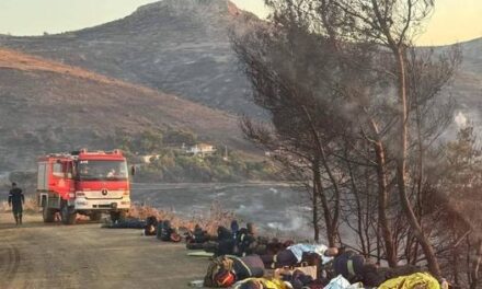 Το αδιάφορο κράτος, η μηδενική  Διοικητική Μέριμνα και φυσικά, αν είχαμε εκλογές, τα πολιτικά μηδενικά, θα κοιμόντουσαν μαζί τους στο χώμα για μία φωτογραφία.