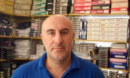 Για μία ακόμη θητεία πρόεδρος του Σωματείου Εμπόρων Υφασμάτων και Νεωτερισμών νομού Ξάνθης ο Παναγιώτης Μουμτζάκης.