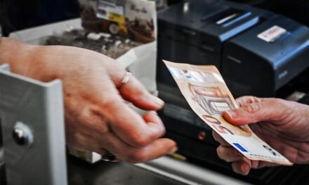 Στον πάτο της αγοραστικής δύναμης η Ελλάδα
