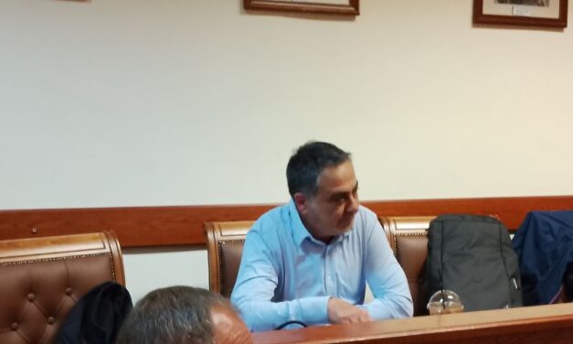 ΠΡΟΕΔΡΟΣ ΔΕΥΑΞ Γ. ΖΕΡΕΝΙΔΗΣ: Η ΔΕΥΑΞ ΕΧΕΙ ΕΝΑ ΙΚΑΝΟΤΑΤΟ Δ.Σ. ΚΑΙ ΜΠΟΡΕΙ ΝΑ ΑΝΤΑΠΕΞΕΛΘΕΙ ΣΤΙΣ ΑΠΑΙΤΗΣΕΙΣ ΤΗΣ ΕΤΑΙΡΕΙΑΣ