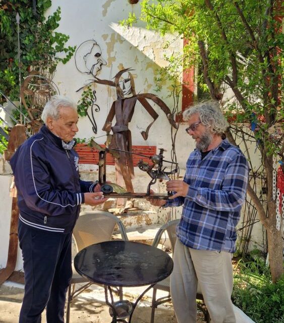 Θάνος Μαυροδής-Δημήτρης Αβούρης  Καλύτερα να ονειρεύεσαι  παρά να ζεις στην αθανασία…