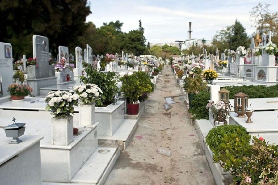ΣΥΜΒΑΙΝΟΥΝ ΚΑΙ ΑΥΤΑ. ΞΕΘΑΨΕ ΑΛΛΟΝ ΝΕΚΡΟ