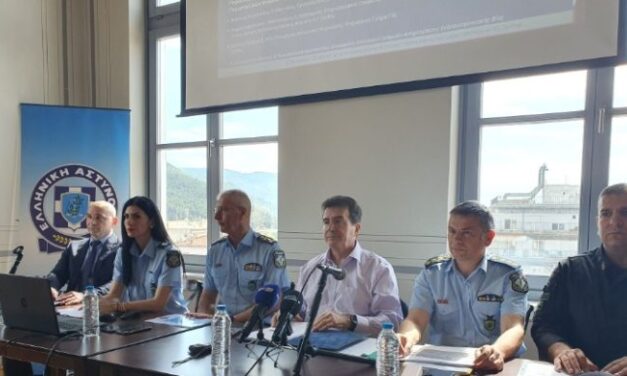 Ο Χρυσοχοΐδης για την αστυνόμευση στο Δροσερό – “Τα αποτελέσματα είναι ιδιαίτερα σημαντικά”