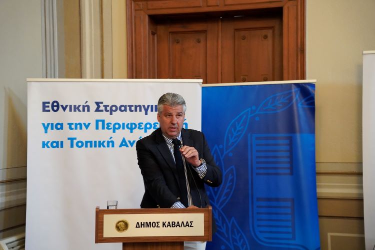 Με την καλή συνεργασία και την σωστή προετοιμασία μελετών προχωράει η επίλυση των προβλημάτων, τόνισε ο Περιφερειάρχης ΑΜΘ κ. Χριστόδουλος Τοψίδης