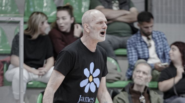 Ο Γιώργος Ζαφειρούδης συνεχίζει στον πάγκο του ΛΕΥΚΙΠΠΟΥ