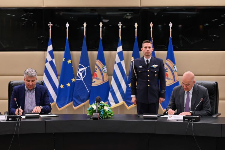 Προγραμματική σύμβαση για την «Συντήρηση Δικτύου Παρέβριων Διαδρομών» υπέγραψαν ο Υπουργός Εθνικής Άμυνας και ο Περιφερειάρχης Ανατολικής Μακεδονίας και Θράκης