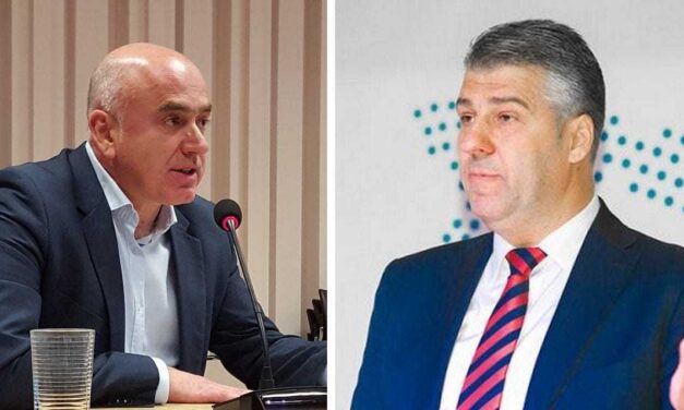 ΠΕΡΙΦΕΡΕΙΑ: ΚΑΠΟΙΟΣ ΠΡΕΠΕΙ ΝΑ ΔΕΙ ΤΗΝ ΠΟΡΤΑ ΤΟΥ ΕΙΣΑΓΓΕΛΕΑ ‘Η Ο ΤΟΨΙΔΗΣ ‘Η Ο ΜΕΤΙΟΣ