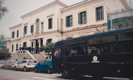 Τι άλλο να περιμένει ο πολίτης από την πολιτική; – Εν ενεργεία Δημοτικός Σύμβουλος συμμετείχε σε εγκληματική οργάνωση καλλιέργειας και διακίνησης ναρκωτικών.