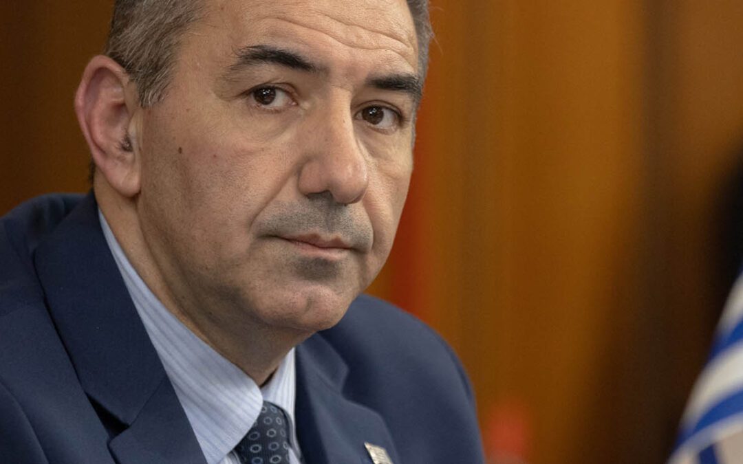 Υβριδική απειλή το μεταναστευτικό – Ο ρόλος της Τουρκίας στη Λιβύη και η μεταστροφή Χαφτάρ