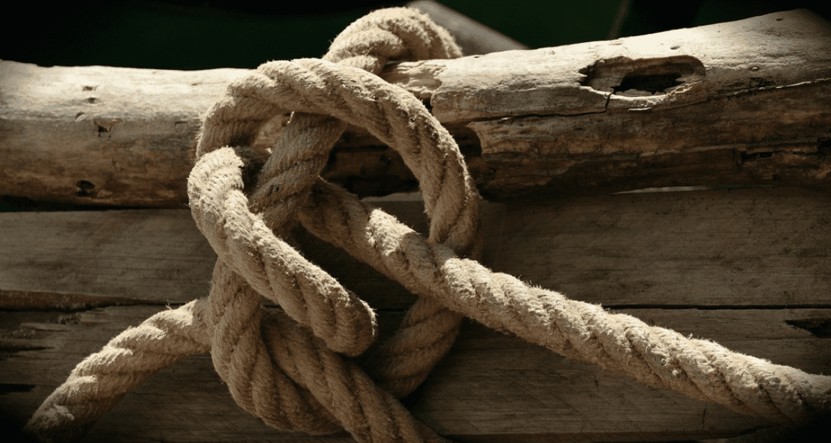 ΚΑΘΗΜΕΡΙΝΟΤΗΤΑ ΟΙ ΑΠΩΛΙΕΣ ΖΩΗΣ ΣΤΗΝ ΞΑΝΘΗ; /Κρεμασμένος, με μια θηλιά γύρω από το λαιμό του, εντοπίστηκε ένας άνδρας σε στάνη στο Σέλερο