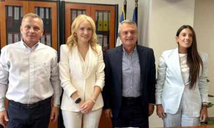 Νέα Διοικήτρια στο Νοσοκομείο Κομοτηνής η κα Έλενα Ροφαέλα. Το νοσοκομείο της Ξάνθης αναλαμβάνει η κυρία Κοσμίδου