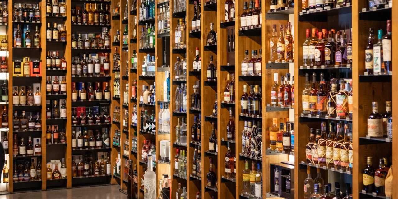 Ελλάδα: 3η πιο ακριβή χώρα στην ΕΕ στα αλκοολούχα ποτά το 2024