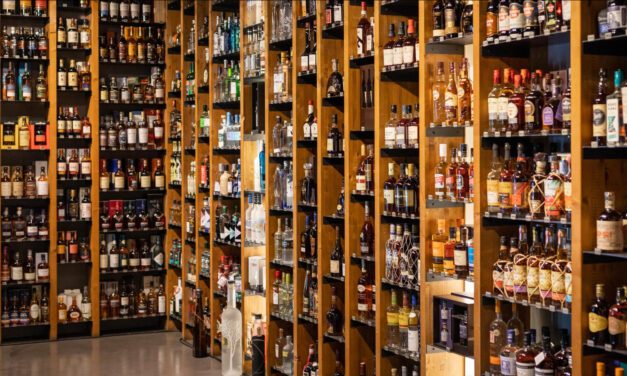 Ελλάδα: 3η πιο ακριβή χώρα στην ΕΕ στα αλκοολούχα ποτά το 2024