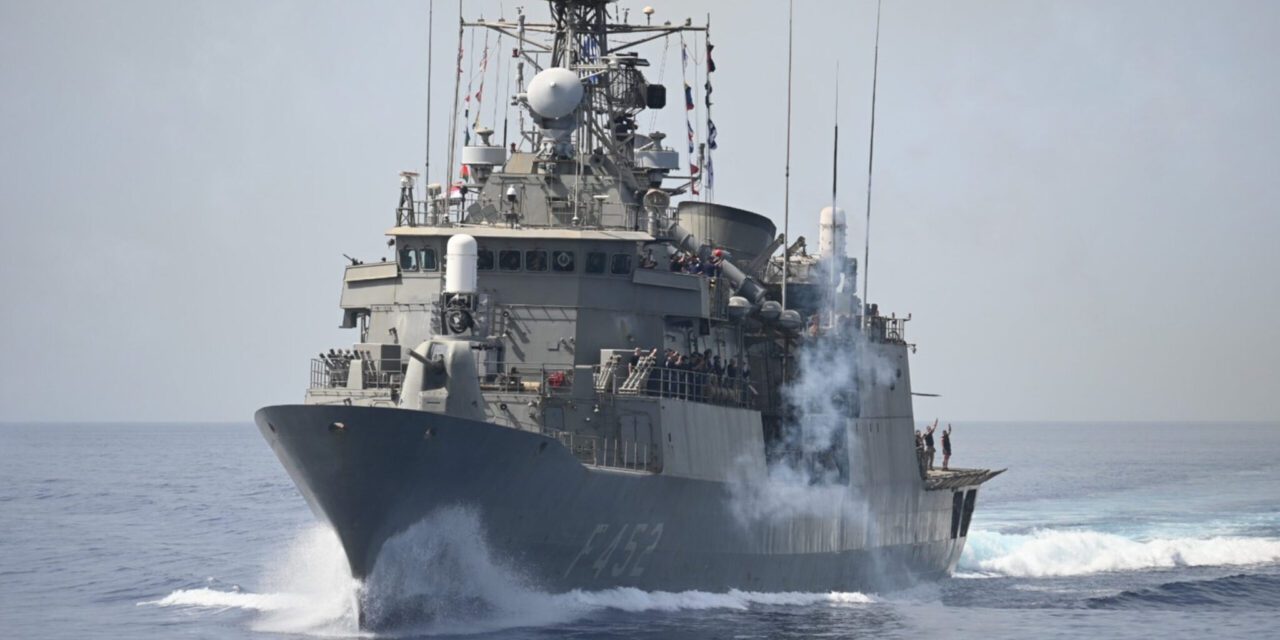 «Ξεκολλάνε» οι φρεγάτες ΜΕΚΟ του Πολεμικού Ναυτικού: «Παίρνει μπρος» η αναβάθμισή τους- πότε επιδιώκεται να ολοκληρωθεί Πότε αναμένεται να υπογραφούν οι πρώτες συμβάσεις για την αναβάθμιση των τεσσάρων φρεγατών ΜΕΚΟ του ΠΝ