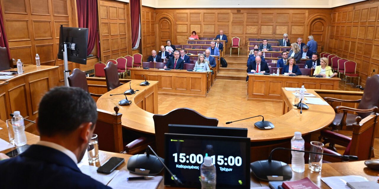 ΟΠΕΚΕΠΕ: ΤΙ ΑΛΛΟ ΘΑ ΑΚΟΥΣΟΥΜΕ; ΣΤΟ «ΚΟΛΠΟ» ΚΑΙ ΟΝΟΜΑΤΑ ΠΑΙΔΙΩΝ ΓΝΩΣΤΩΝ ΠΡΟΣΩΠΩΝ