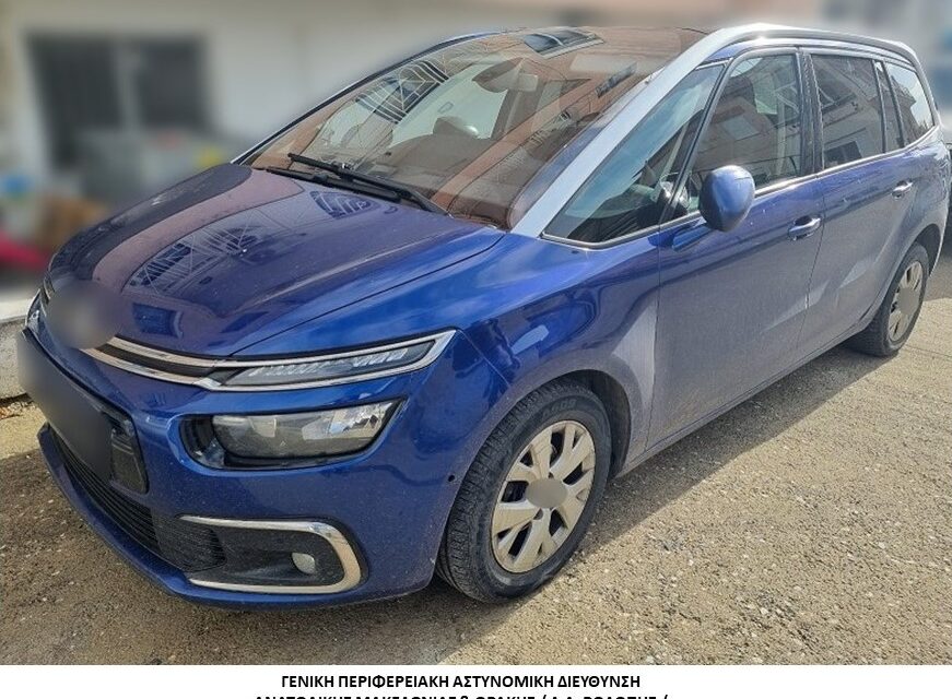 Συνελήφθησαν -2- διακινητές οι οποίοι προωθούσαν στο εσωτερικό της Χώρας, σε δύο διαφορετικές περιπτώσεις, μη νόμιμους μετανάστες