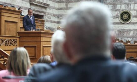 Η έμμεση απάντηση Μαξίμου σε Σαμαρά και η νέα ερώτηση «γαλάζιων» για το Υπερταμείο