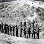 Όταν το κράτος πουλάει τις υπηρεσίες του τις πουλάει πανάκριβα και όταν είναι να αγοράσει υπηρεσίες για χάρη του πολίτη τις αγοράζει κοψοχρονιά.