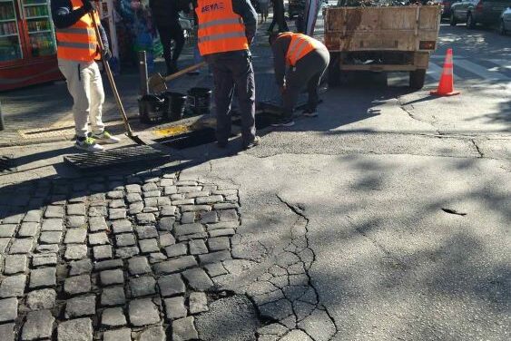 Καθαρισμοί φρεατίων από συνεργεία της ΔΕΥΑΞ και του Τμήματος Πολιτικής Προστασίας του Δήμου Ξάνθης