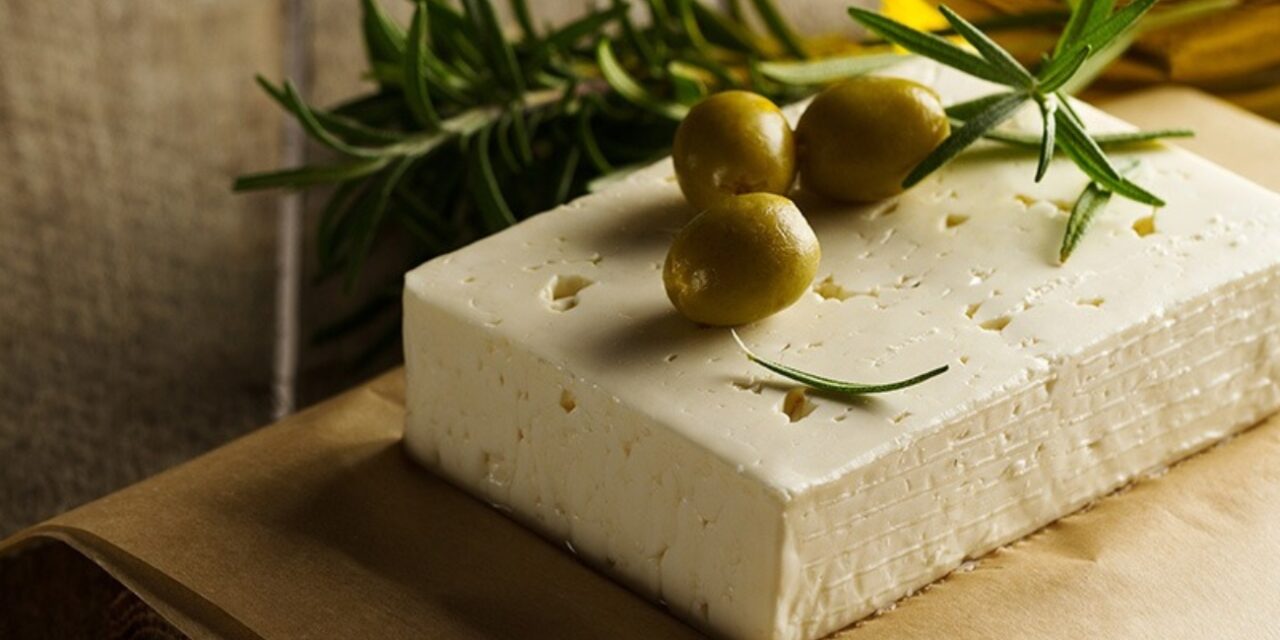 Η ευλογιά ανεβάζει το κόστος σε γάλα και φέτα – Έως και 0,15 λεπτά πάνω οι τιμές στο ράφι