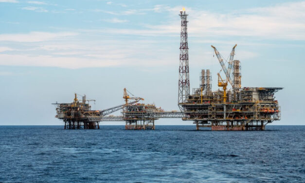 ΘΑ ΩΦΕΛΗΣΕΙ ΤΟΥΣ ΕΛΛΗΝΕΣ Ή ΜΟΝΟ ΤΟ ΠΟΛΙΤΙΚΟ ΣΎΣΤΗΜΑ;