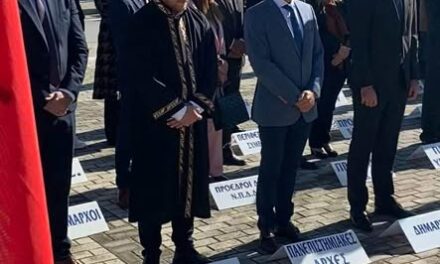 ΠΑΡΟΝΤΑΣ Ο ΣΟΦΟΛΟΓΙΟΤΑΤΟΣ ΜΟΥΦΤΗΣ ΞΑΝΘΗΣ ΣΤΙΣ ΕΚΔΗΛΩΣΕΙΣ ΤΙΜΗΣ ΤΩΝ ΠΕΣΟΝΤΩΝ ΤΟΥ 40