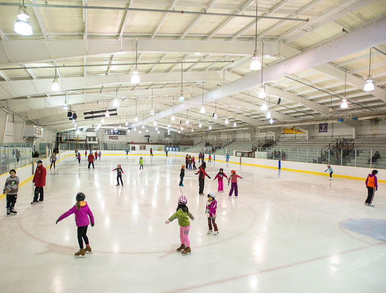Παγοδρόμιο στις γιορτές. Προλαβαίνουμε;
